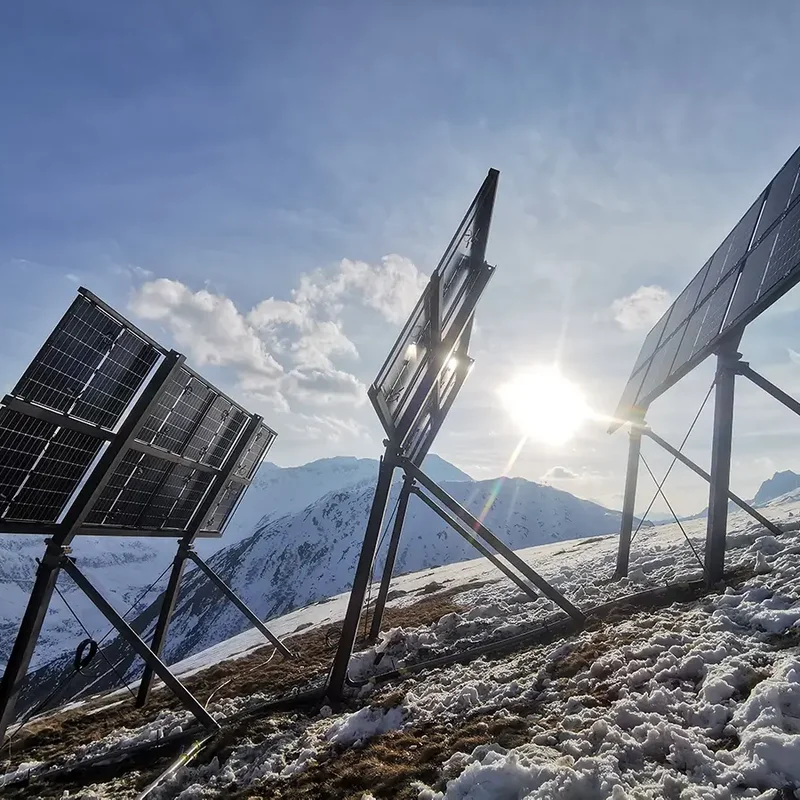 Alpines Solarkraftwerk SedrunSolar